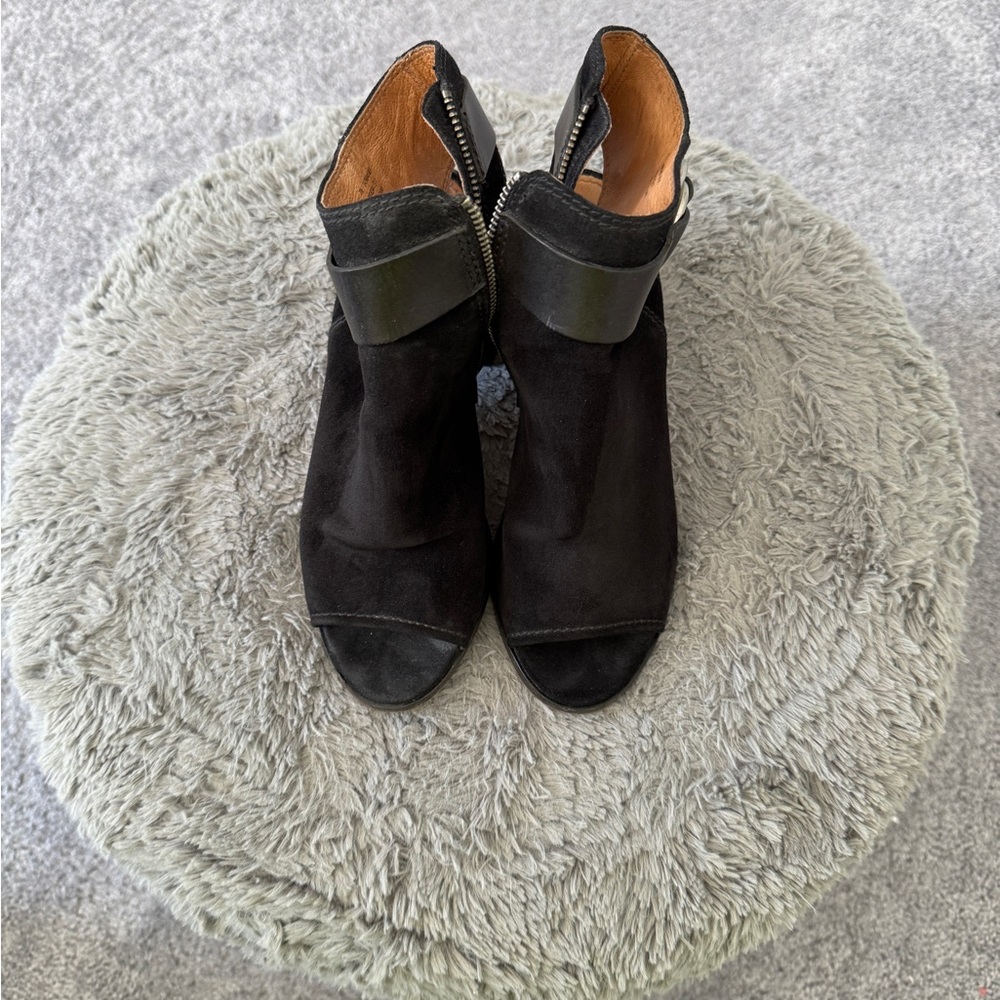 Frye Danica Suede Peep-Toe Zip Booties
